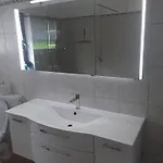 Haus 80 Eg *