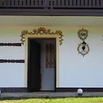 Haus 80 Eg *